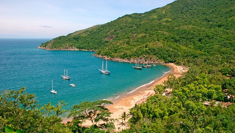 Cruzeiros que passam por Ilhabela