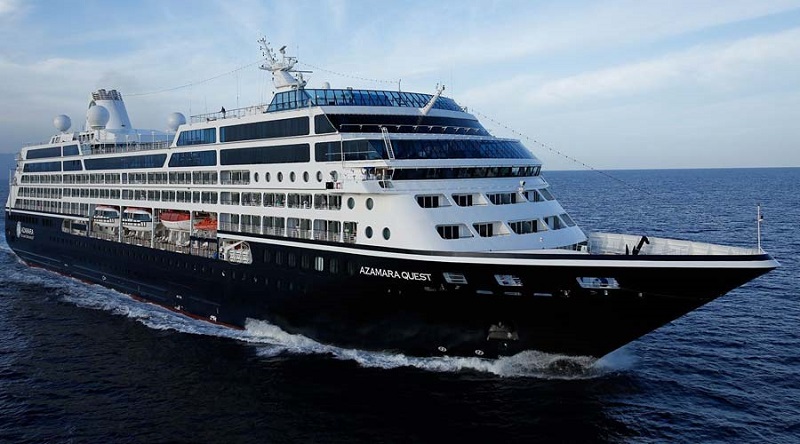 Navio Azamara Quest